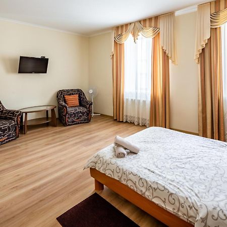 Apartment On Yana Zhizhky Lviv Rum bild
