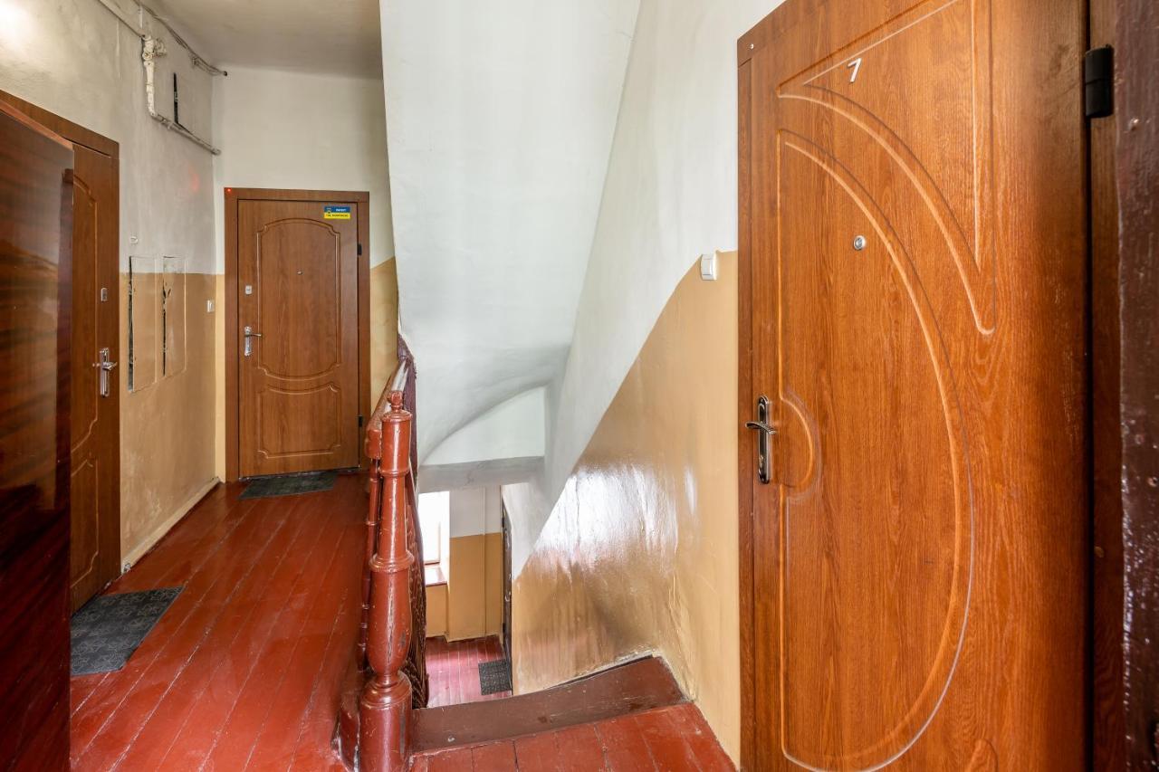 Apartment On Yana Zhizhky Lviv Exteriör bild