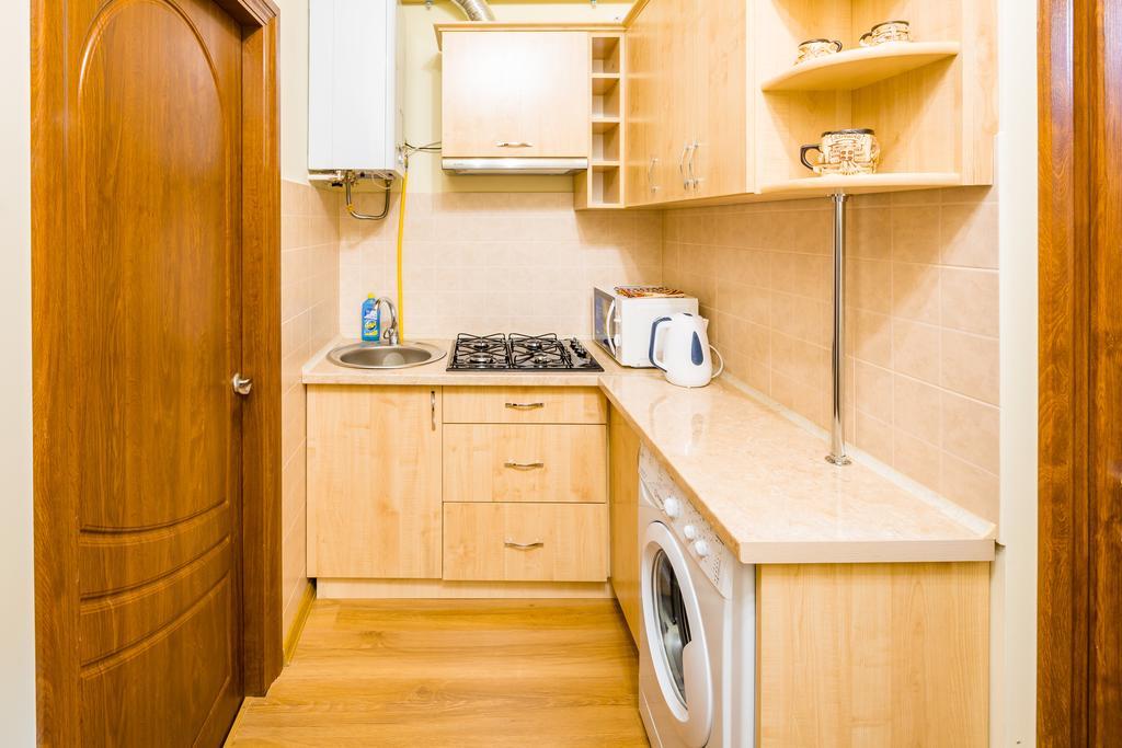 Apartment On Yana Zhizhky Lviv Exteriör bild