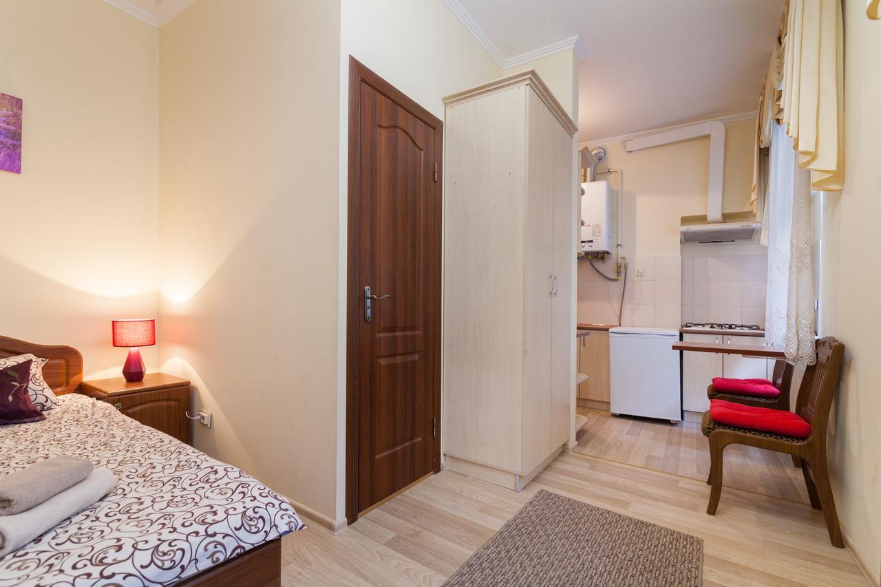 Apartment On Yana Zhizhky Lviv Exteriör bild