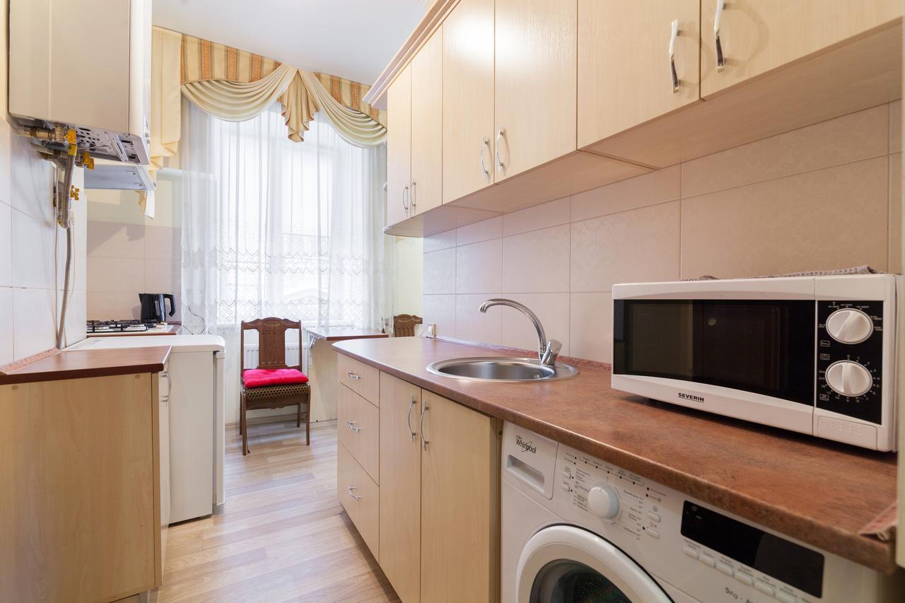 Apartment On Yana Zhizhky Lviv Exteriör bild